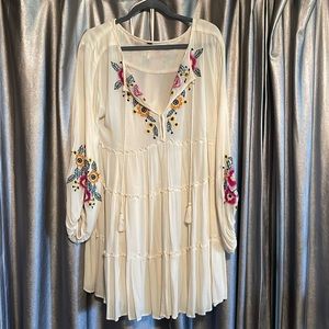 Gently loved Free People embroidered flower dress
